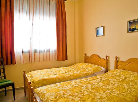 Apartamento Turísticos Casa De La Borrega Estepona